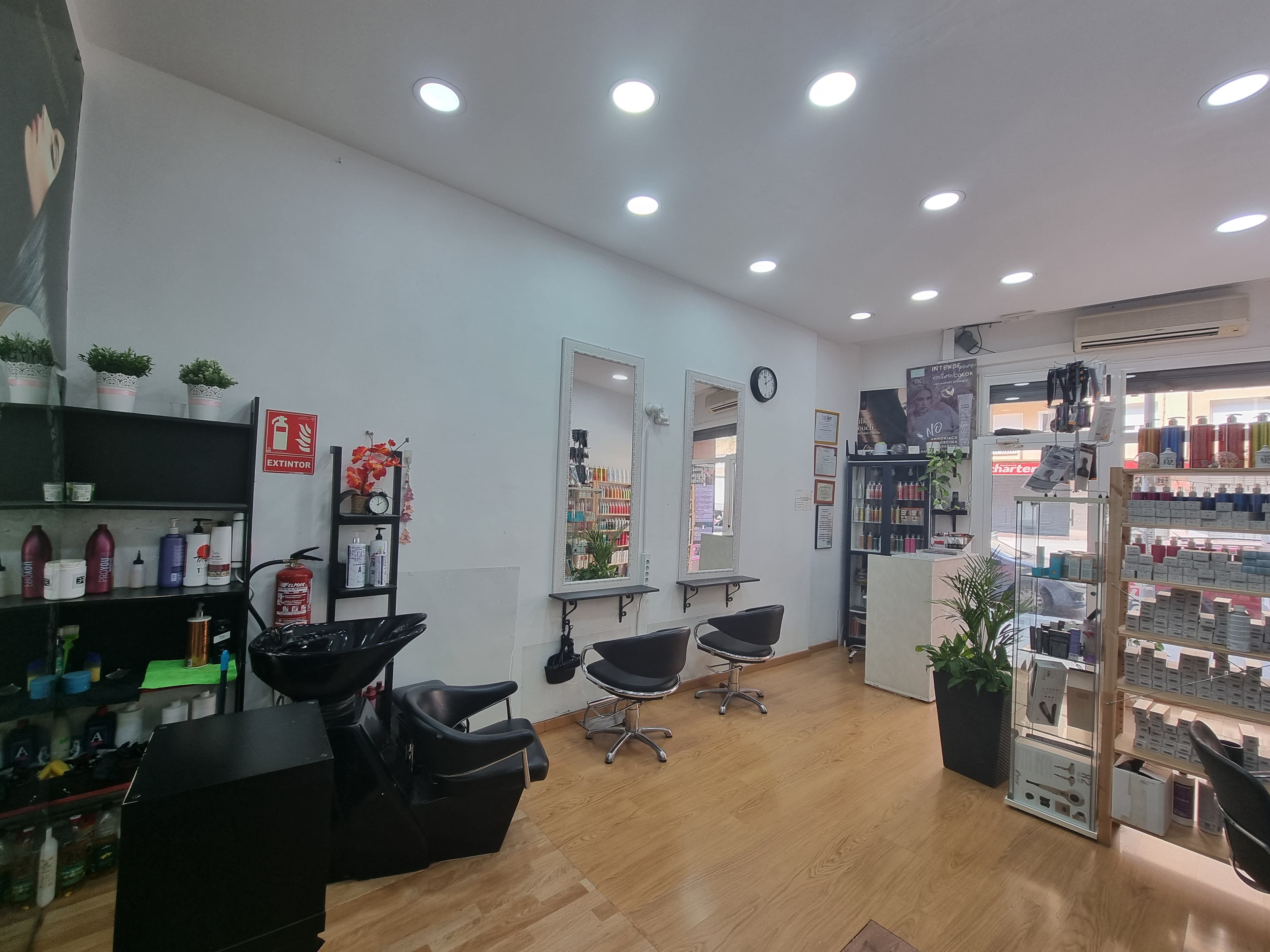 espacio interior de la peluquería