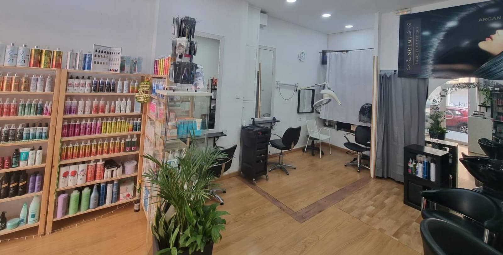 espacio interior de la peluquería